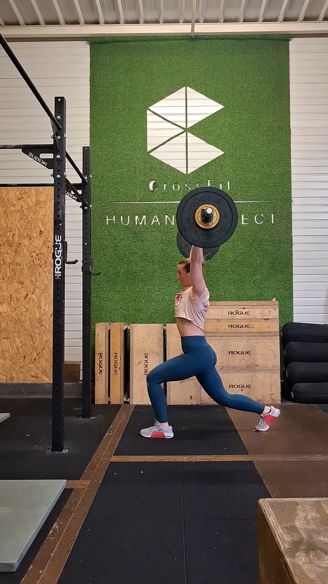 Julie (Crossfit)
